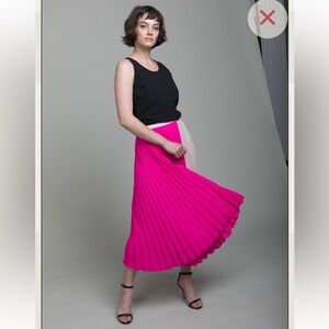 LOYD/FORD Pleated Skirt - Fuchsia/ Powder